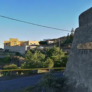  Casa di campagna Village. Tony Frias.
